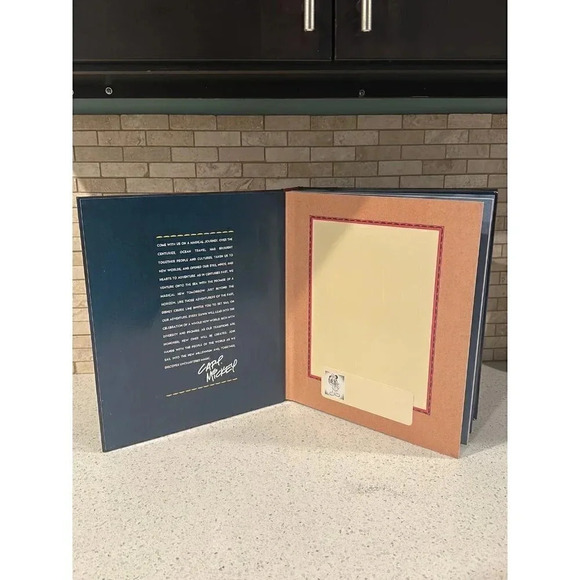 Disney Cruise Line Millenium 2000 Memory Box‎ w/5; special pins BAR - Picture 4 of 4